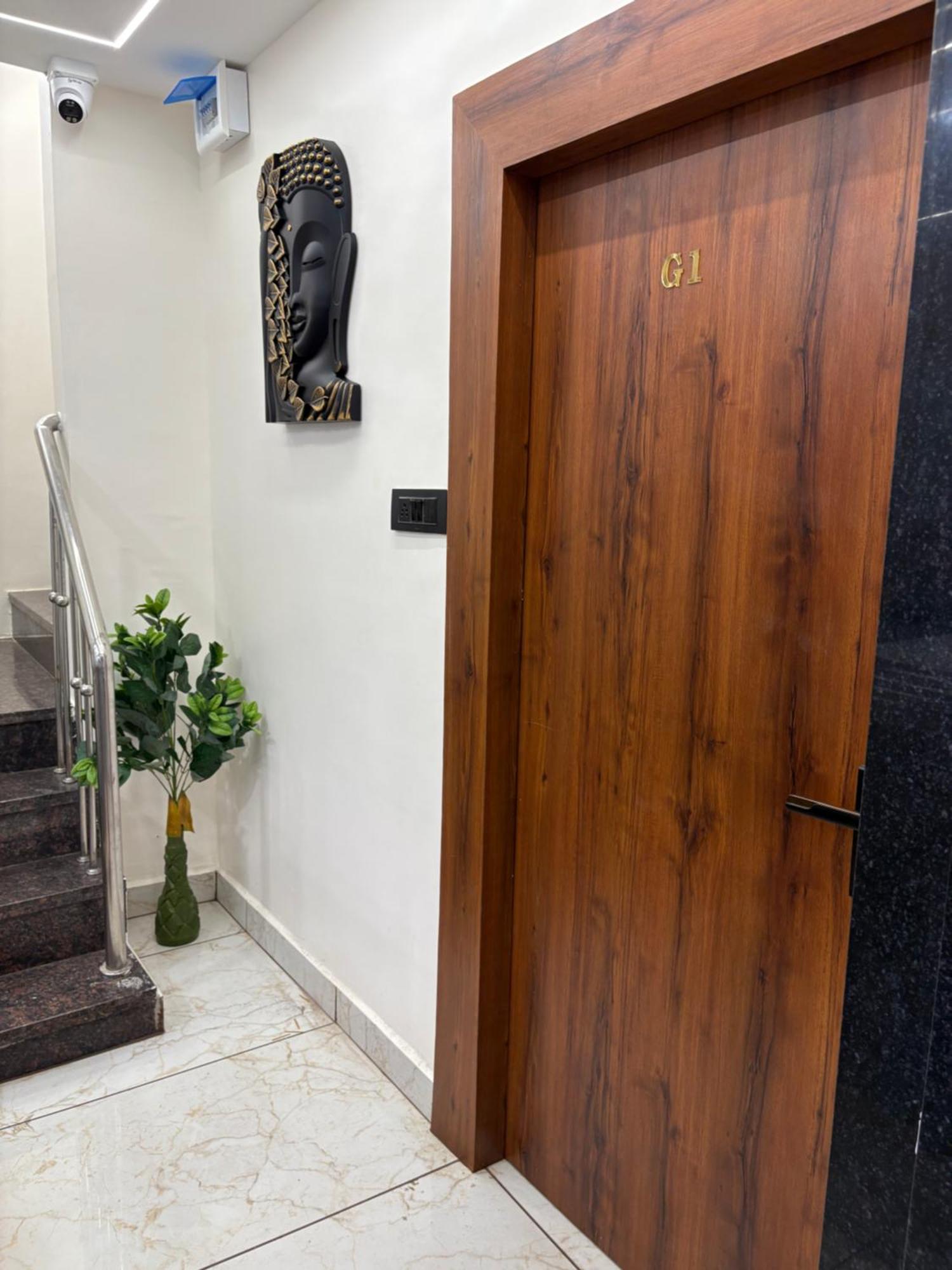 Hotel Anantshree Uddzsaín Kültér fotó